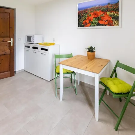 Ferienwohnung Kastanienhof Apartment